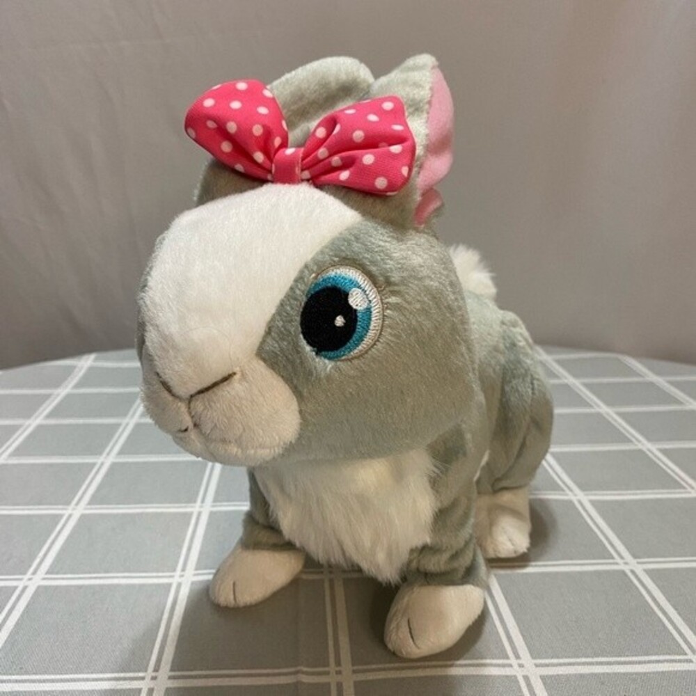 Betsy the Bunny Rabbit Hippity Hop Hopping Anim Club Petz IMC Toys Animatronic